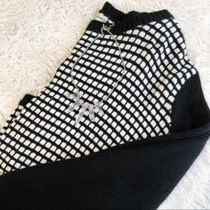 oversized checkered sweater